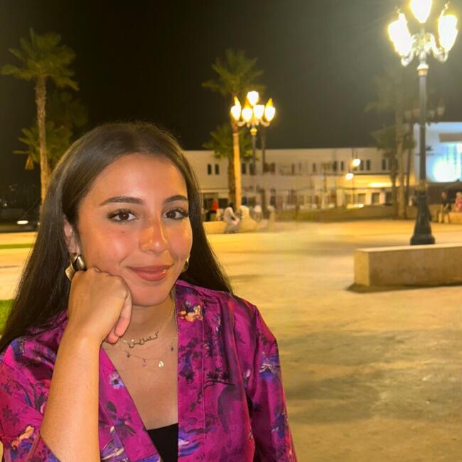 Babysitter in Mours: Nesrine