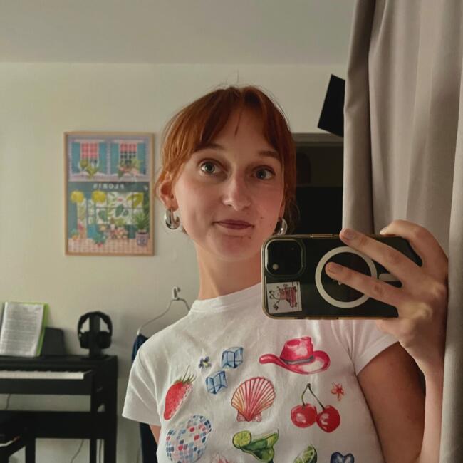 Babysitter in Melun: Elise