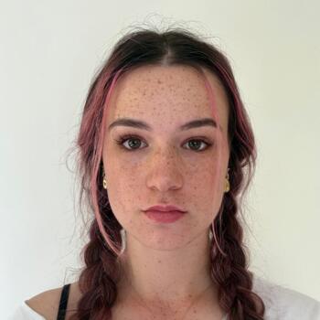 Babysitter Kumeu: Tamea