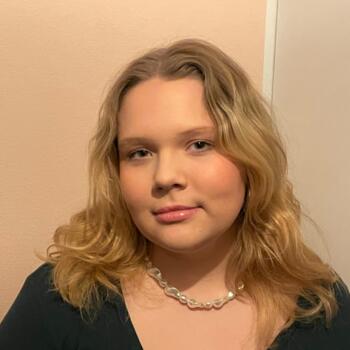 Babysitter in Nantes: Helmi