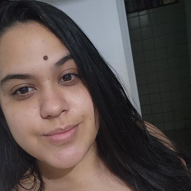 Emprego de babá em Ribeirão Preto: Teodora