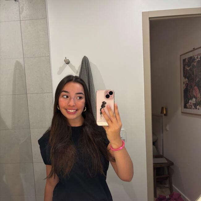 Babysitter in Bruz: LilyRose