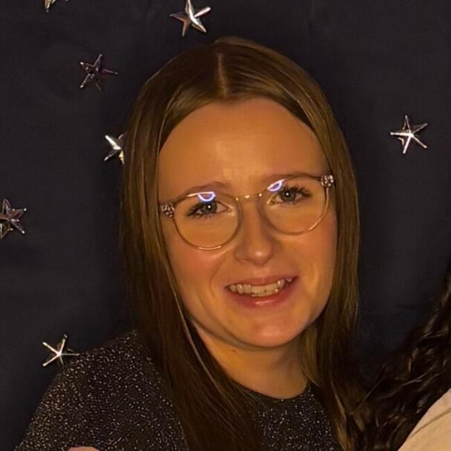 Babysitter in Roffey: Sara