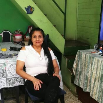 Niñera en Alajuelita: Teresa