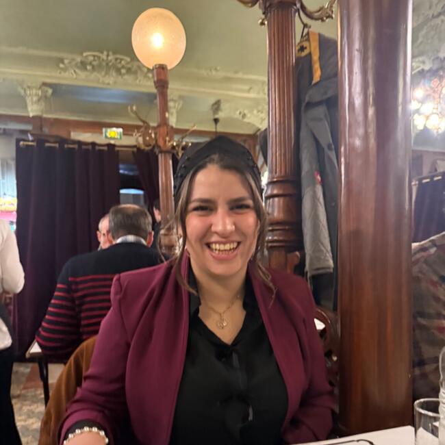 Babysitter in Ixelles-Elsene: Asmae