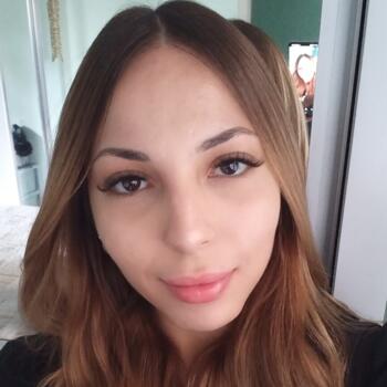 Babysitter Curitiba: Rayssa