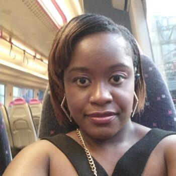 Job de garde d'enfants à Londres: job de garde d'enfants Velma