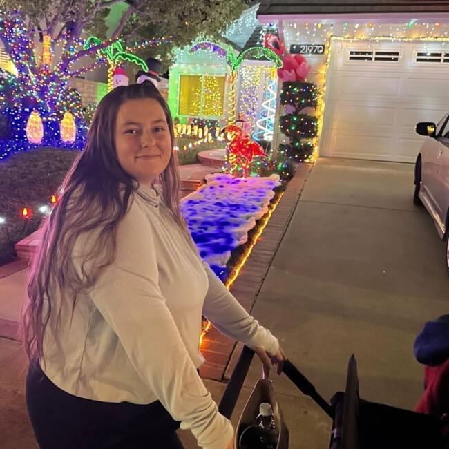 Babysitter in Simi Valley: Trinitee