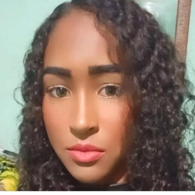 Babá em Eunápolis: Sanai