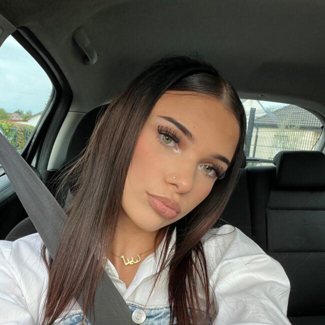 Babysitter in Oisy-le-Verger: Line