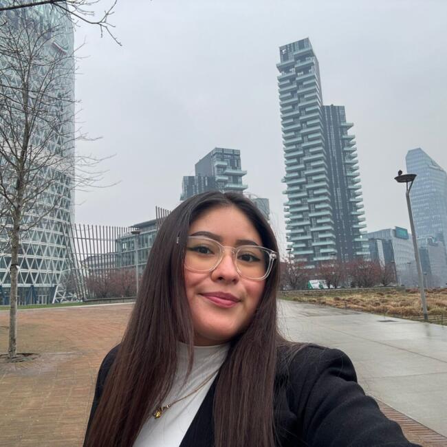 Babysitter in Bologna: Jahira