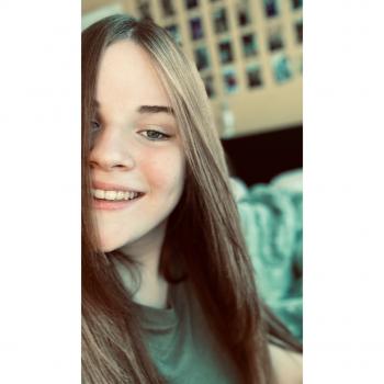 Baby-sitter Ninove: Sara