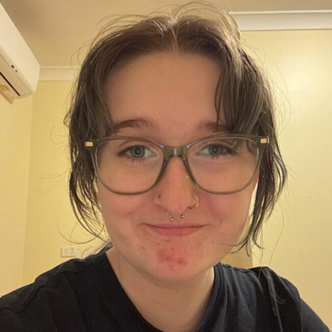 Babysitter in Townsville: Eliza