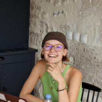 Babysitter in Grenoble: Sophie