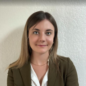 Babysitter Clermont-Ferrand: Maurine