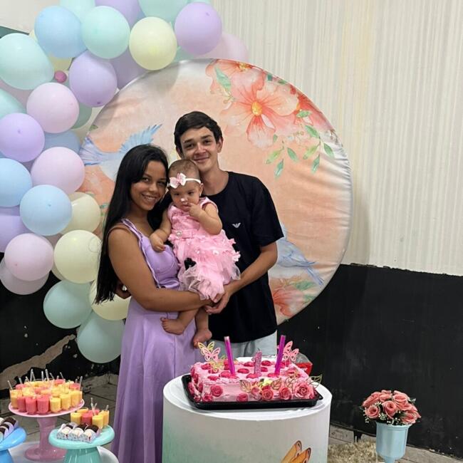 Babysitter in Cambé: Elisa