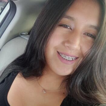 Babysitter in Llacao: Andrea