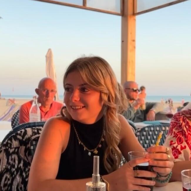 Babysitter in Montaigu: Augustine