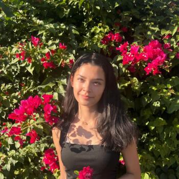 Babysitter in Riverside: Tylee