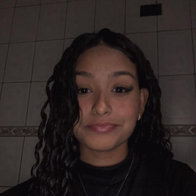 Babysitter in São José dos Campos: Laiza