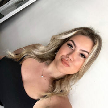 Babysitter in Portsmouth: Helena
