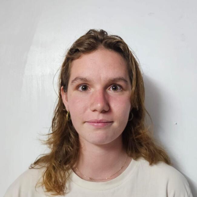 Baby-sitter in Montréal: Lya