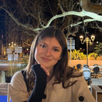 Babysitter in Tarascon: Rachel