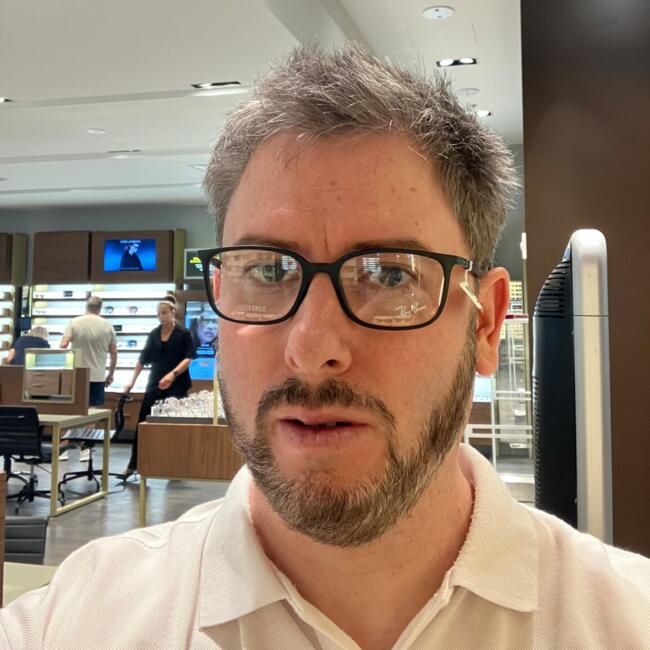 Babysitting job in Sunshine Coast: Brad