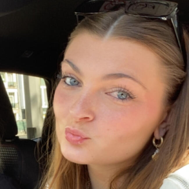 Babysitter in Enghien: Bo