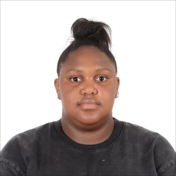 Babysitter Portmore: Tommi-Ann