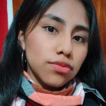 Niñera en Ezpeleta: Nadine