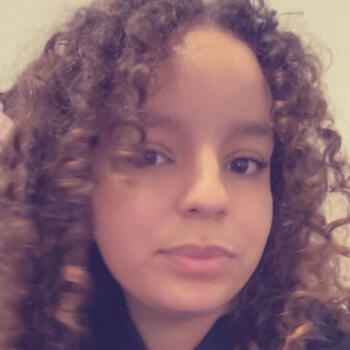 Babysitter in Tremblay-en-France: Aya