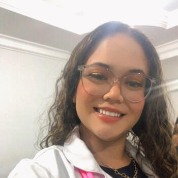 Babá em Goiânia: Roberta