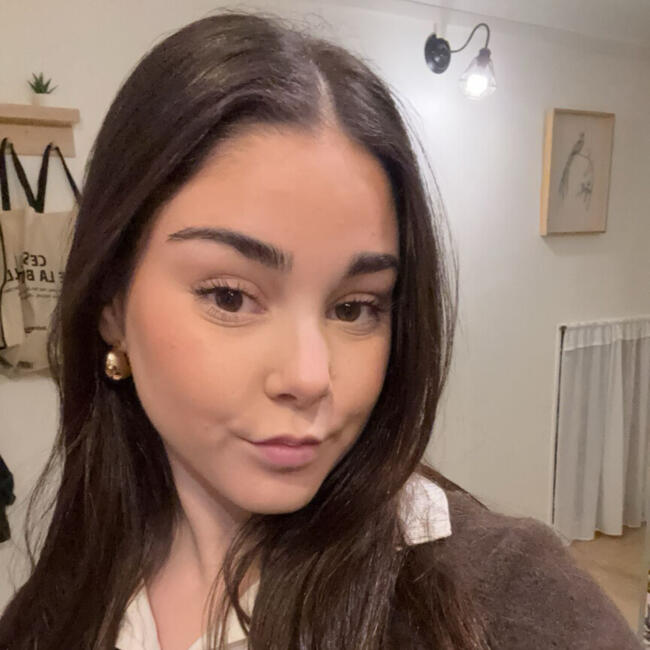 Babysitter in Paris: Emy Nour