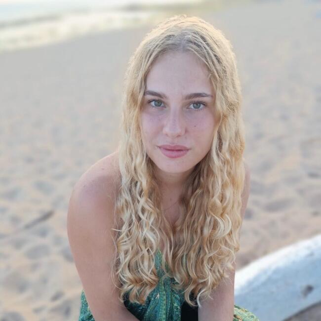 Babysitter in Toulouse: Lou