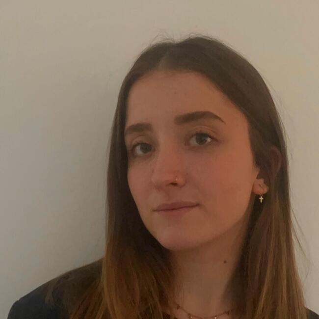 Babysitter in Vergisson: Cassandre