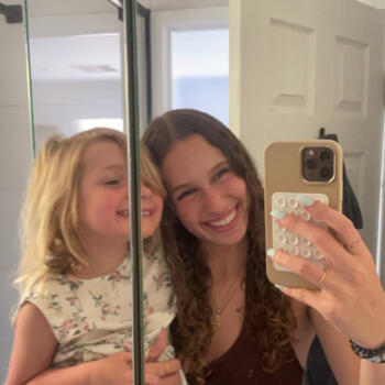 Babysitter in Melbourne: Charlie