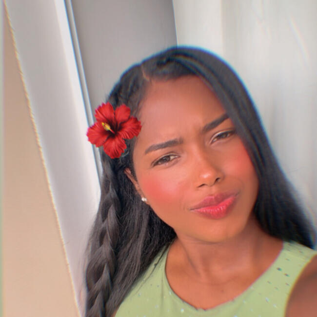Babysitter in Salvador: Taisa