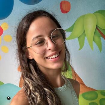 Babysitter in Canelinha: Jenifer