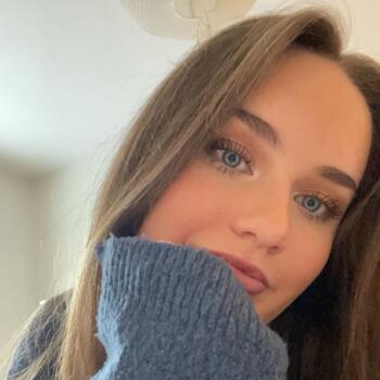 Babysitter Bro: Maja