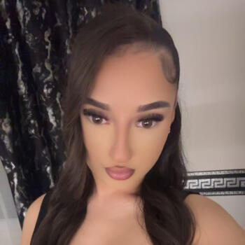 Niñera en Montreuil: Camélia