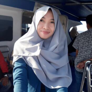 Nanny Changi Village: Siti