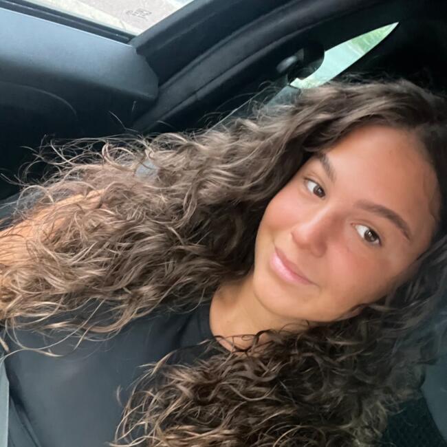 Babysitter in Villemomble: Camille