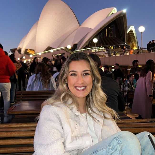 Babysitter in Sydney: Niamh