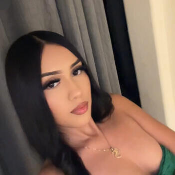 Babysitter in Palmdale: Stephanie