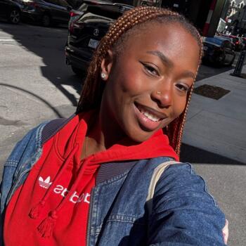 Babysitter in Montreal: Soha