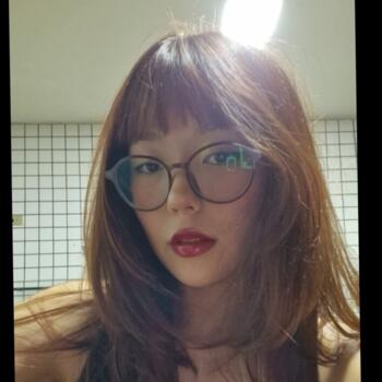 Babysitter Maringá: Mariana