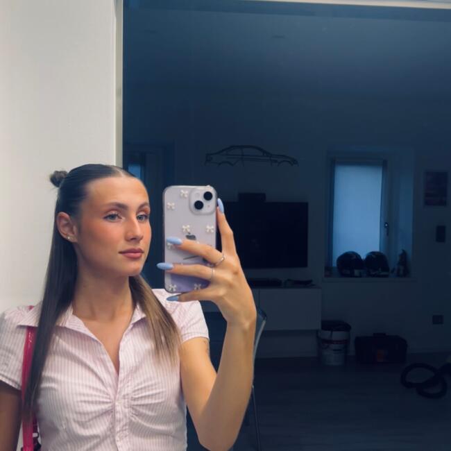Babysitter in Civezzano: Valentina