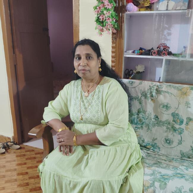 बंगलौर में बेबीसिटर: Margaret