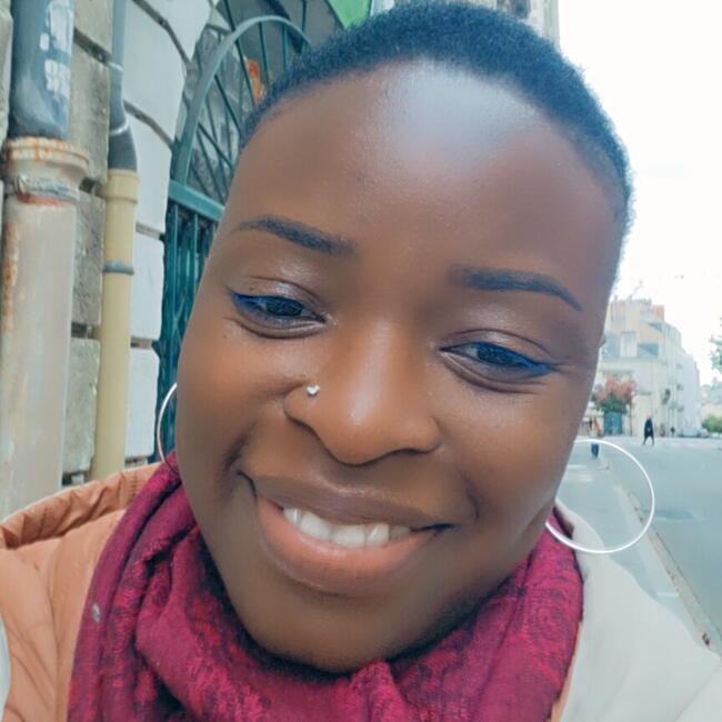 Babysitter in Nantes: Sandra